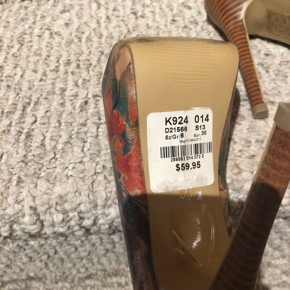 Heels size 6 - Picture 7 of 7